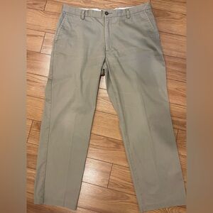 Dockers Men's Khaki Chinos straight 36 waist 29 long